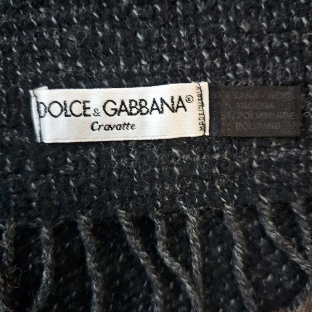 Dolce & Gabbana Women's Dark Gray Chunky Wool and Angora Knit Fringed Scarf - Picture 6 of 8